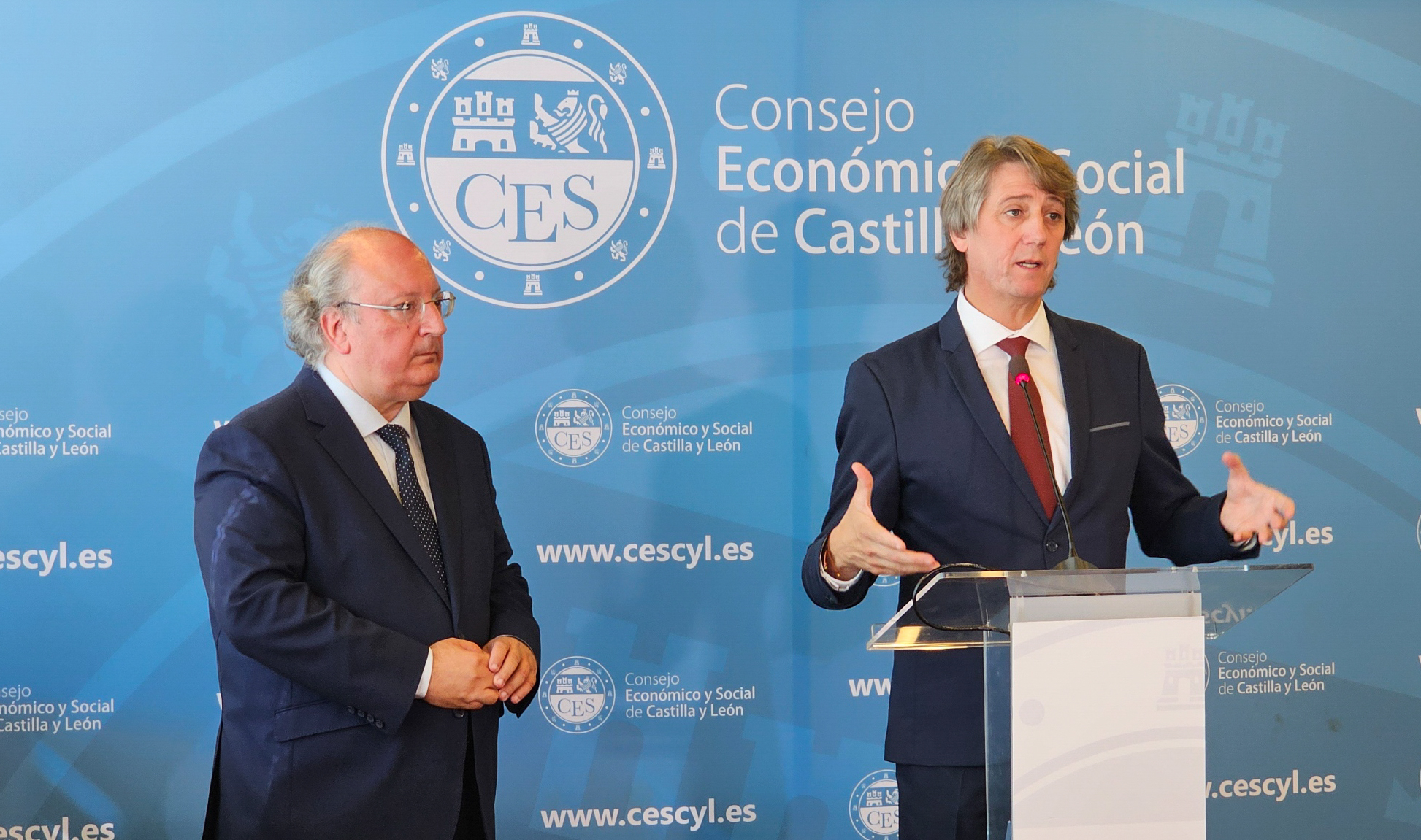CM
