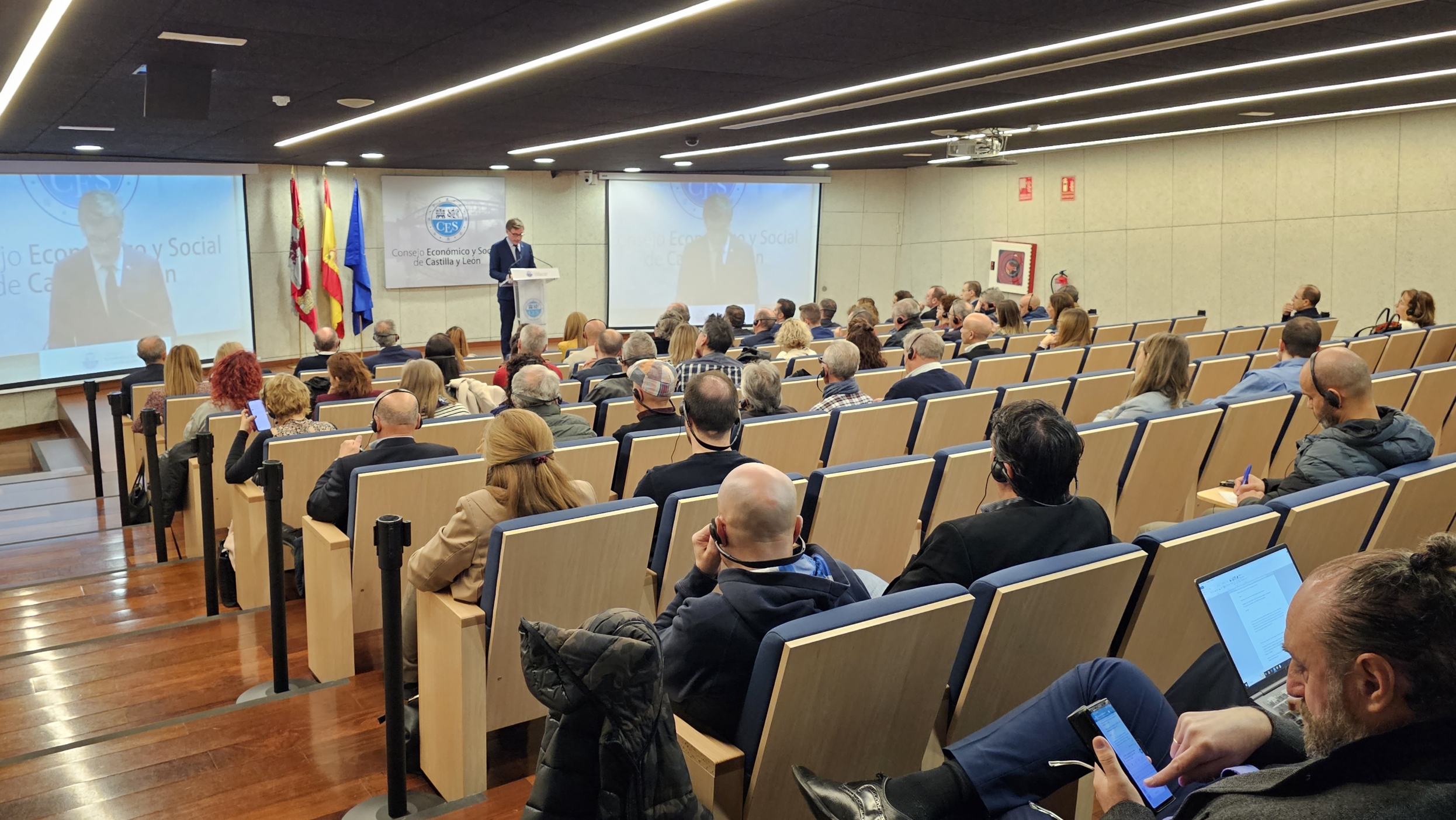 Presidente de CESE interviene ante el Pleno del CES CyL